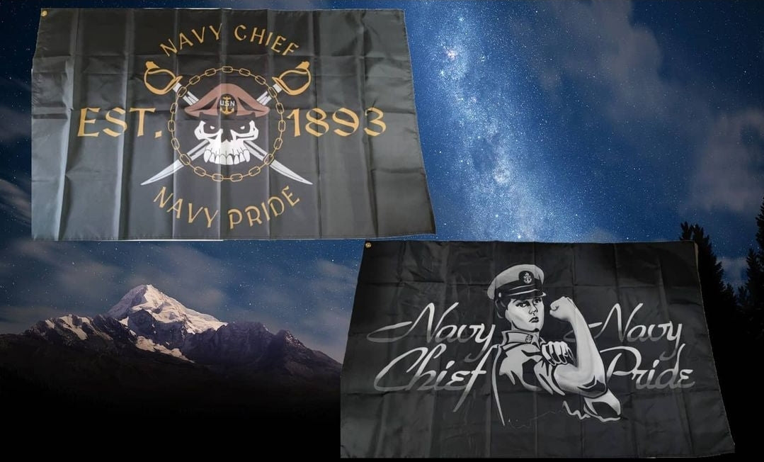 CHIEFS FLAGS